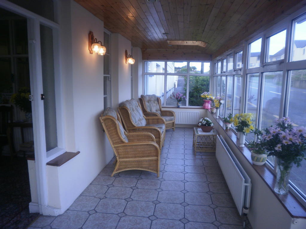 Sancta Maria Hotel Lahinch Exterior photo
